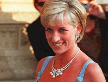 A Statue Of Princess Diana To Be Installed At Kensington Palace In July 2021