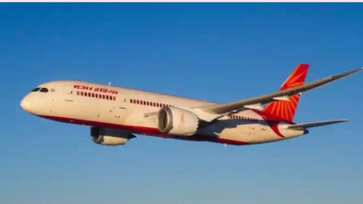 Drunk Man Allegedly Urinates on Senior Citizen Co-Passenger on Air India Flight: Airline Imposes One-Month Ban and Lodges Police Complaint