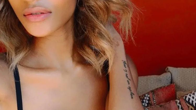 Model Jourdan Dun Had &Quot;Fear Is Not An Option&Quot; Tattooed In Script On Her Forearm, And We'Re Obsessed.