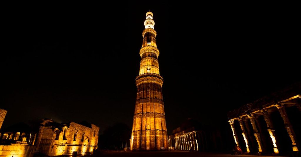 Discover Delhi Like Never Before: Unveiling 8 Hidden Gems And Iconic Landmarks! 4 Qutub Minar