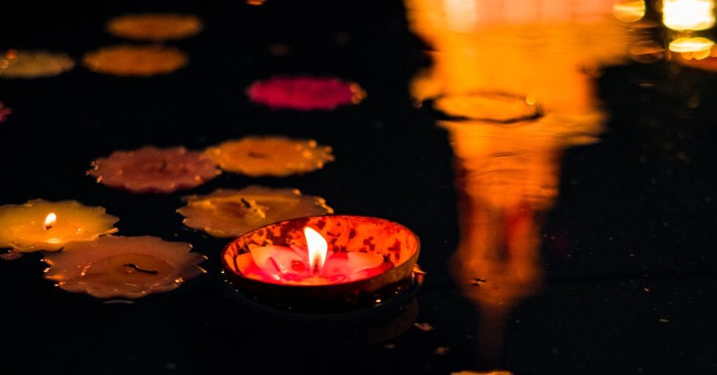 Floating Diyas