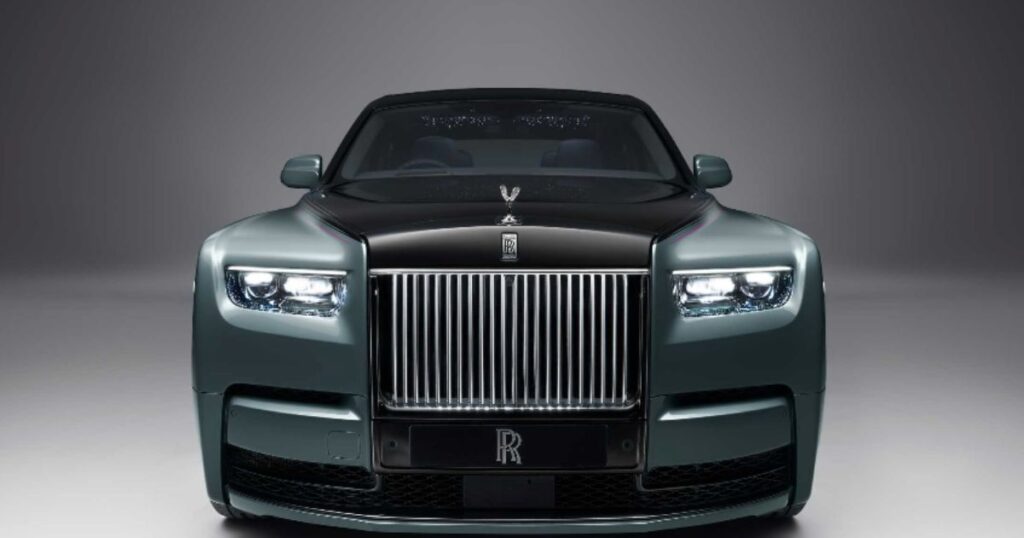 Real Luxury Brands: The True Icons Of Elegance And Exclusivity 4 Rolls-Royce