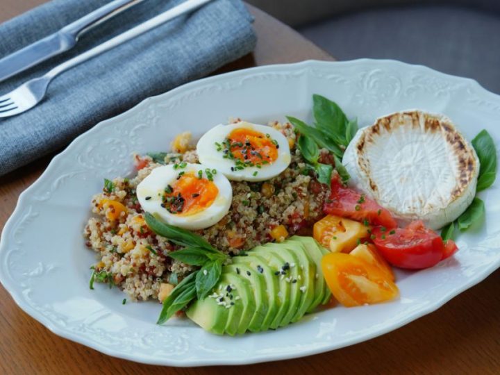 One Meal A Day (Omad) Diet: Benefits And Risks Explained