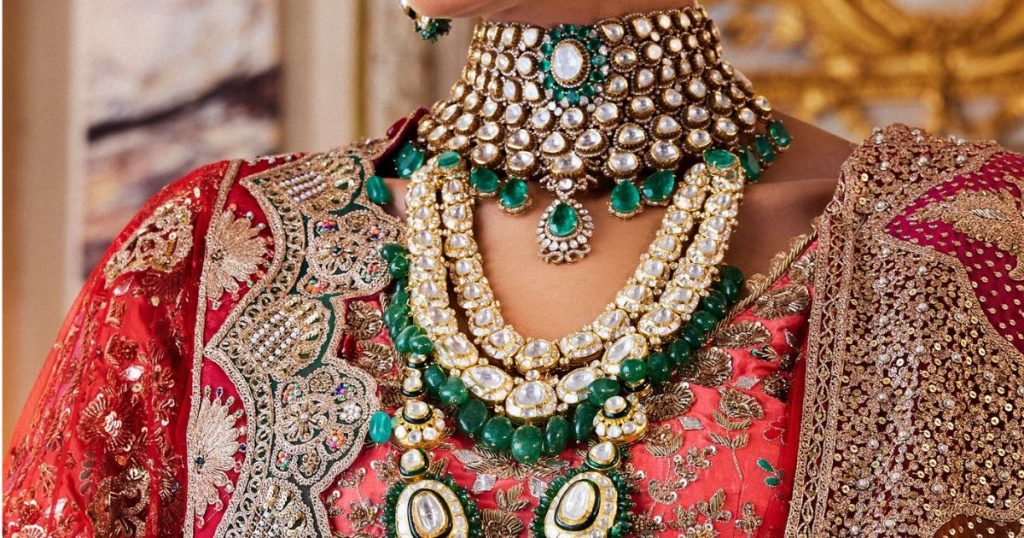 Jewelry Trends 2025: From Temple Gold To Minimalist Modern 3 Polki