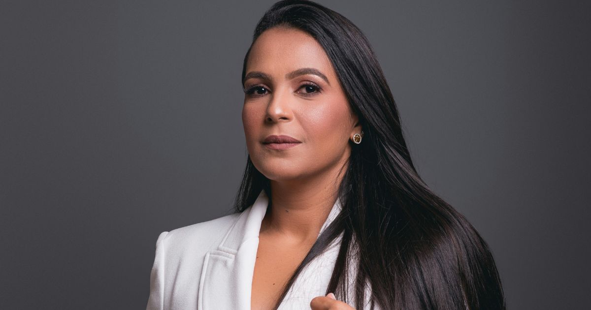 The Confidence Gap In Indian Women: How Society Trains Self-Doubt Early