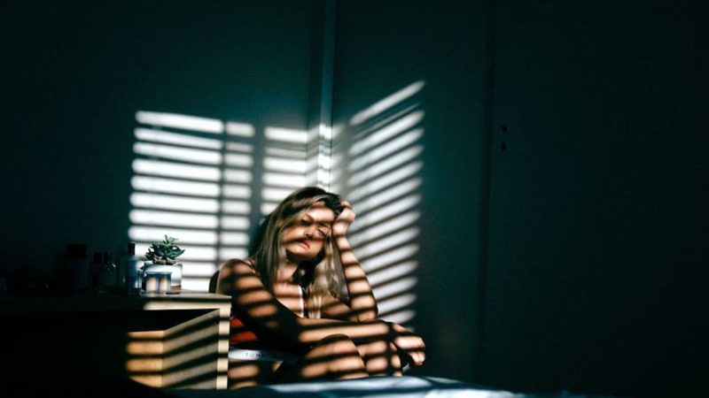 How Childhood Language Patterns Shape Your Adult Relationships (And You Probably Never Noticed)