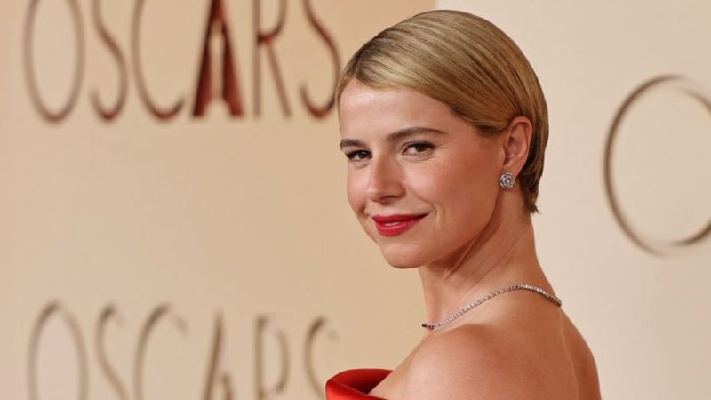 History In The Making: Jessie Buckley Shatters Glass Ceiling As First Irish Woman To Win Best Actress Oscar For ‘Hamnet’