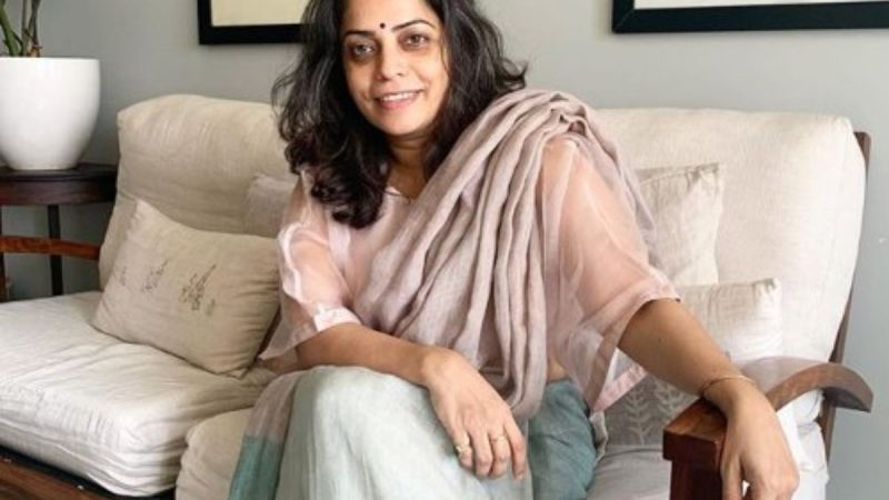 How Anavila Misra Made Linen Sarees Impossible To Ignore