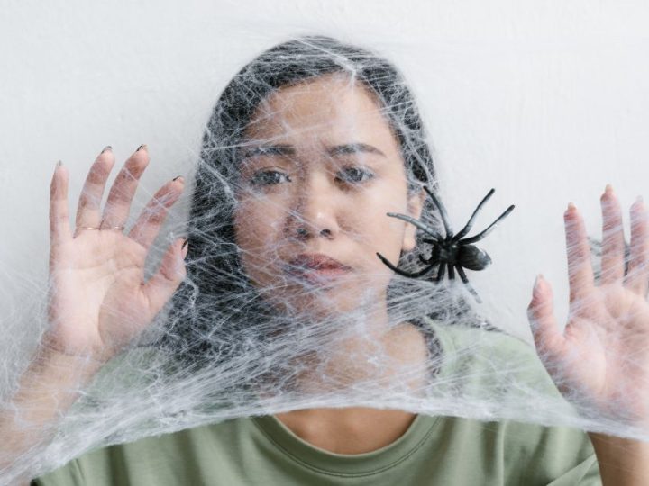 Why You Feel Anxious In Love: Understanding The Roots Of Relationship Insecurity