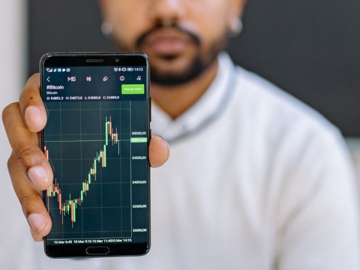 Investing 101: How To Make Your Money Work While You Sleep