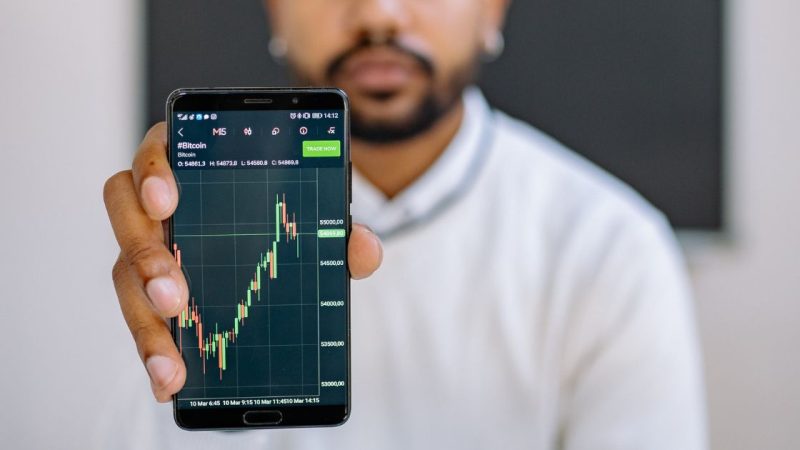 Investing 101: How To Make Your Money Work While You Sleep