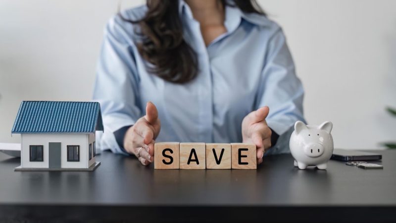 Why You’re Earning More But Saving Less In 2026