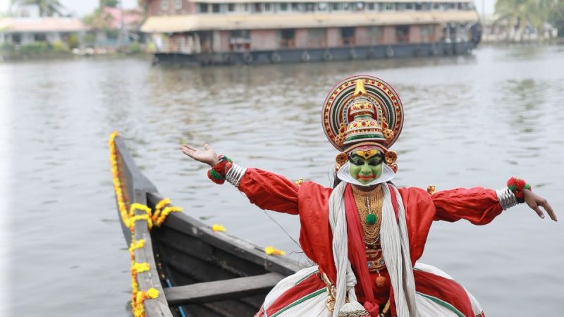 Kerala For Women Travelers: The Complete Guide To God’S Own Country On Your Own Terms