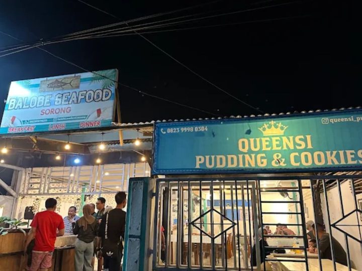 Heading To Raja Ampat? Don’T Board The Ferry Before Eating At Balobe Seafood In Sorong