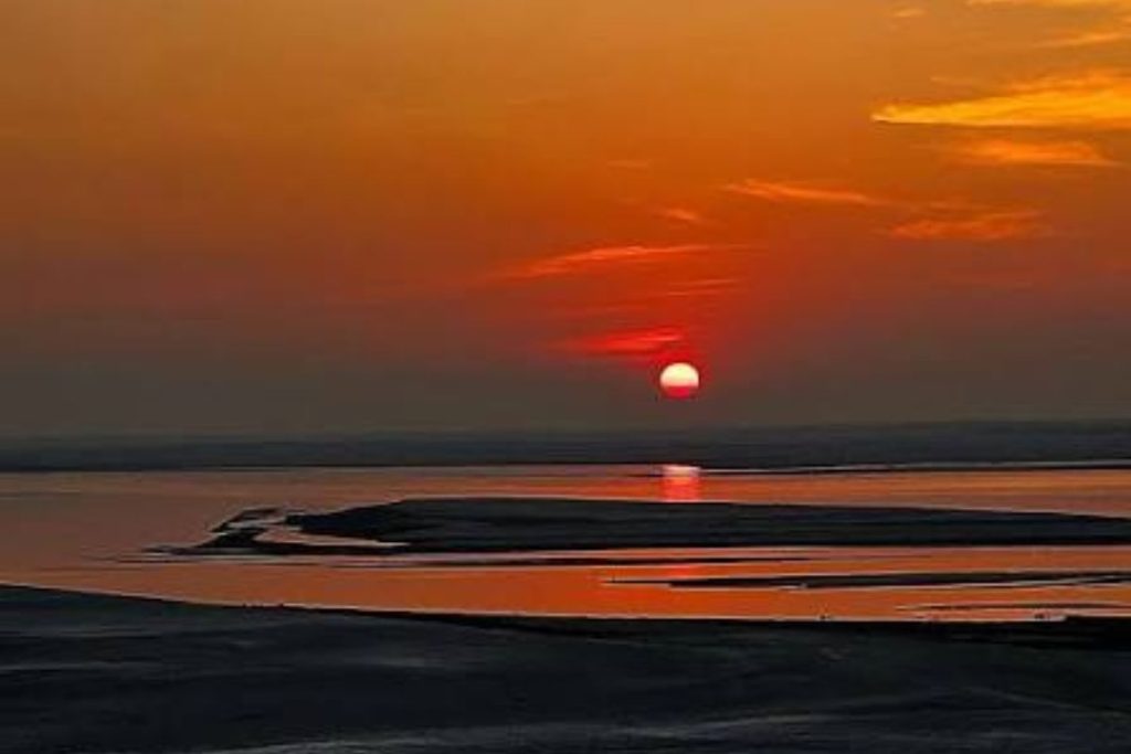 The Island Of The River-Looms: A 3-Day Cultural Immersion In Majuli 3 Sunset