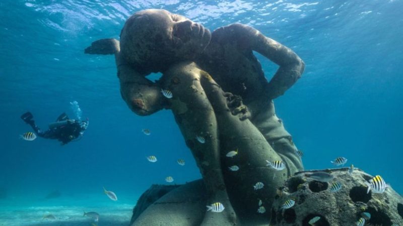 How Jason Decaires Taylor’s Global Underwater Museums Are Re-Engineering Conservation