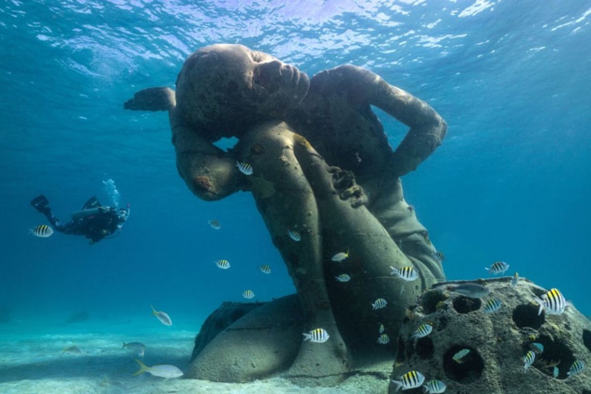 How Jason Decaires Taylor’s Global Underwater Museums Are Re-Engineering Conservation