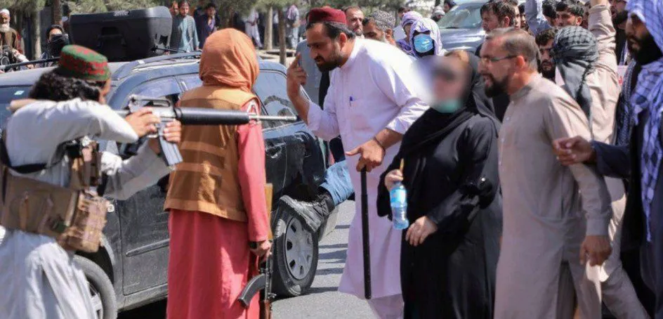 Taliban Admits Whipping 10 Men And 9 Women In Public 3 Odeo 14