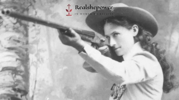 Life Of Annie Oakley: America'S First Female Sharp Shooter 1 Life Of Annie Oakley: America’S First Female Sharp Shooter