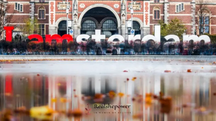 5 Reasons Why Amsterdam Should Be On Every Traveller'S Bucket List