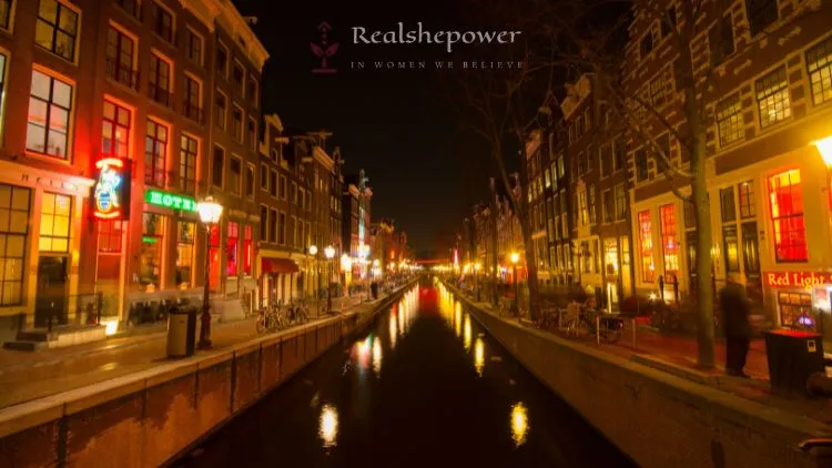 5 Reasons Why Amsterdam Should Be On Every Traveller'S Bucket List