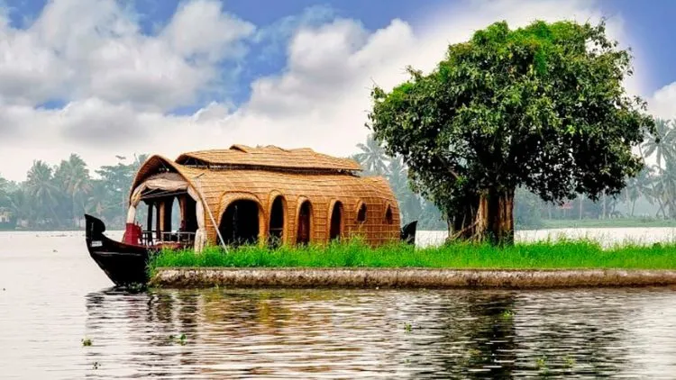 Goa Houseboat