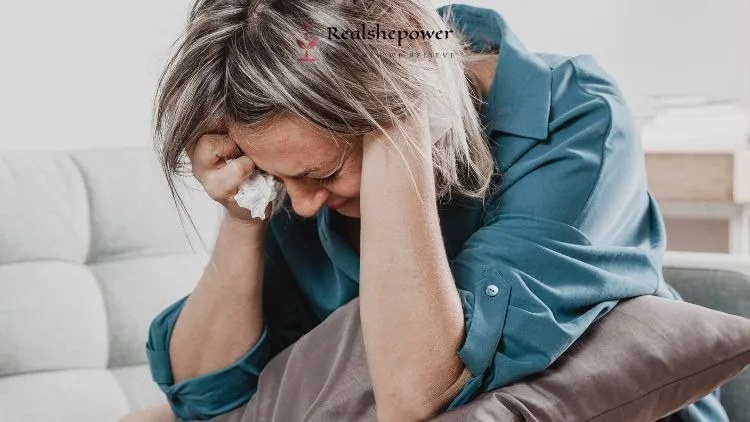 17 Signs Of Mental Exhaustion And How To Treat Them