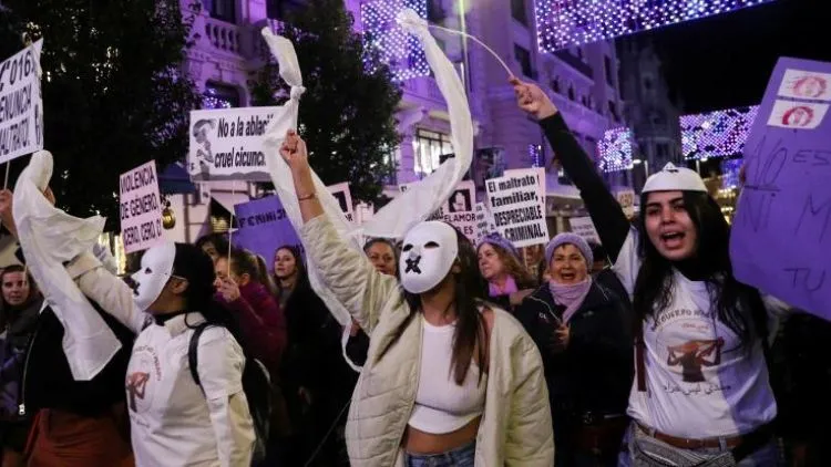 In Spain, Thousands Of Women Marched To Demand An End To Violence Against Women