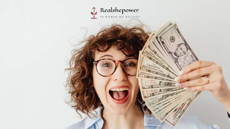 5 Financial Strategies Every Woman Should Be Aware Of