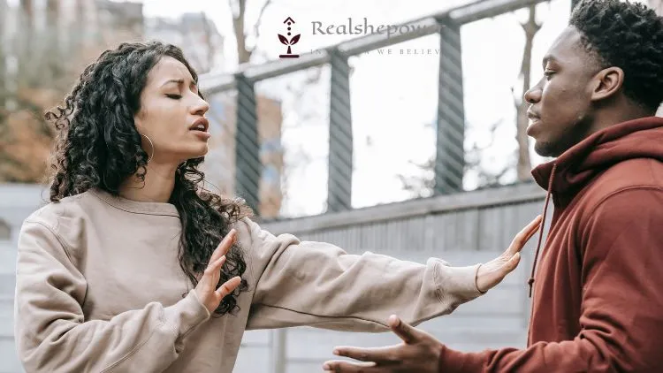 The Mental Health Crisis Among Young Women: Why Genz Women Are Suffering 3 A Couple Is Managing Conflict In Relationship