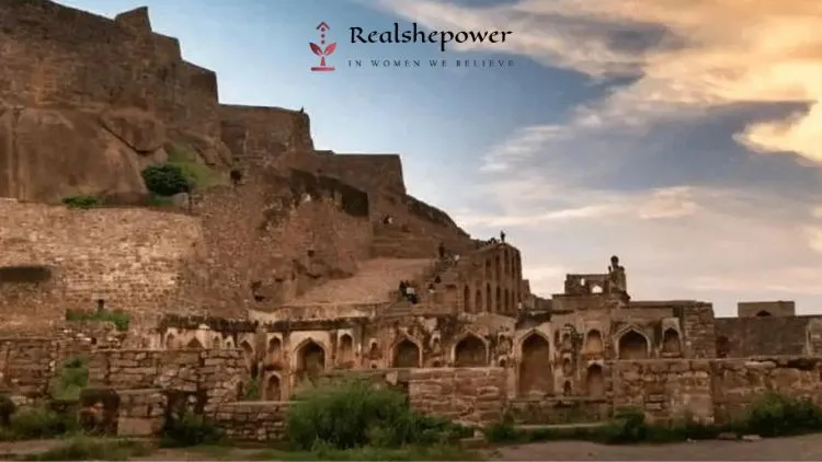 Golconda Fort: Say Hello To India'S Acoustic Marvel 1 Golconda Fort: Say Hello To India’S Acoustic Marvel
