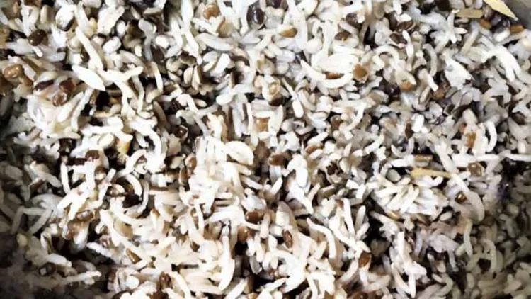 Top 5 Must-Try Uttarakhand Dishes 6 Khichdi With Til