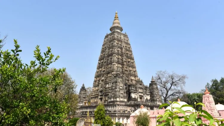 Transform Your Life: Top 10 Buddhist Pilgrimage Destinations 2 Bodh Gaya, India