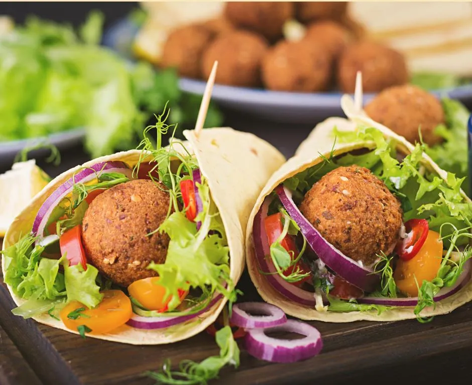 Top 10 Must-Try Street Foods Around The World 9 Falafel (Middle East)