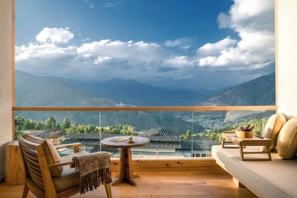 5 Dreamy Luxury Hotels For An Unforgettable Escape 6 Xsix Senses Bhutan