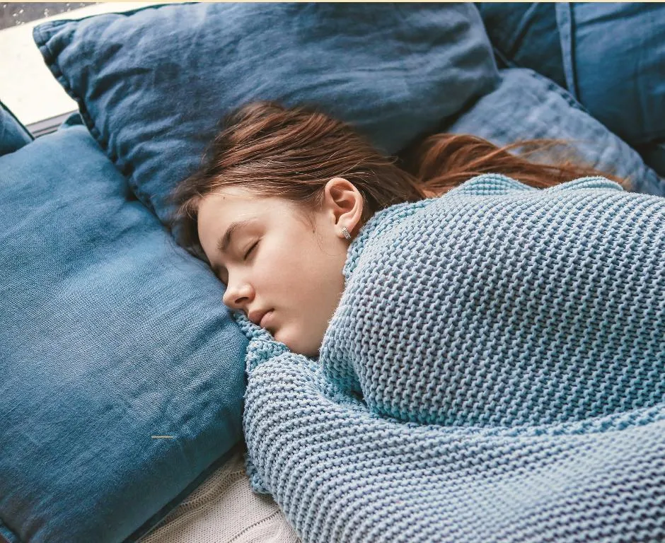 The Lazy Girl'S Guide To Weight Loss: Real Results, Minimal Effort (10 Quick Tips) 5 Sleep