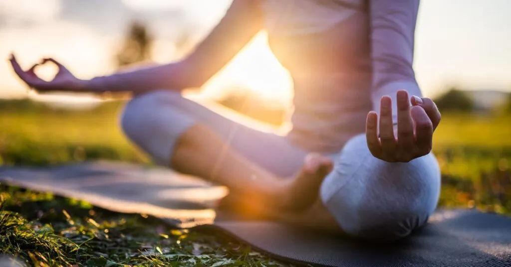 Forget Maldives! Uttarakhand Has The Most Breathtaking Yoga Retreats (Seriously) 2 Top Yoga Retreats In Uttarakhand