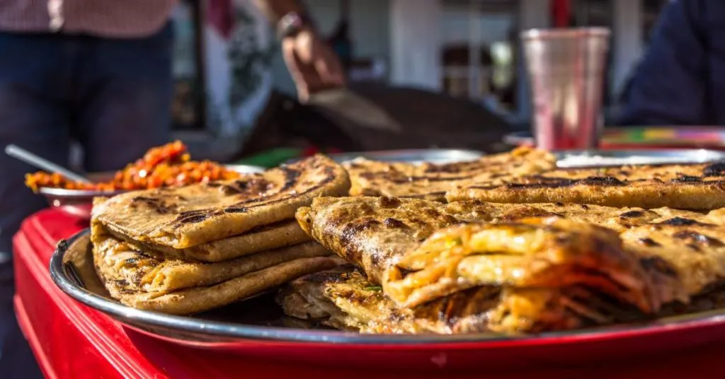 Discover Delhi Like Never Before: Unveiling 8 Hidden Gems And Iconic Landmarks! 5 Parathe Wali Gali