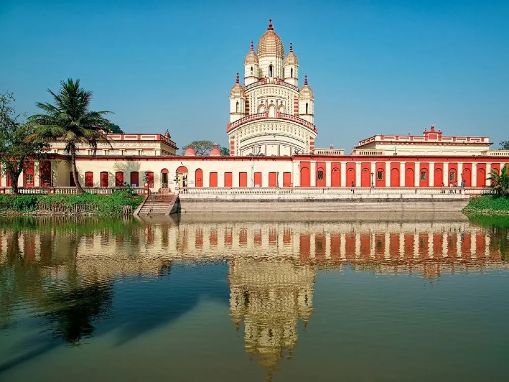 The Life And Teachings Of Sarada Devi: A Divine Journey 2 Dakshineswar Kali Temple