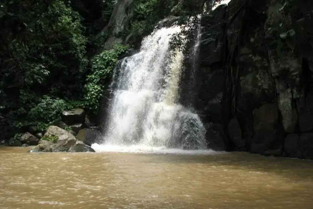 8 Unexplored Adventure Destinations In India For Thrill Seekers 5 Dasingbadi-Water-Fall