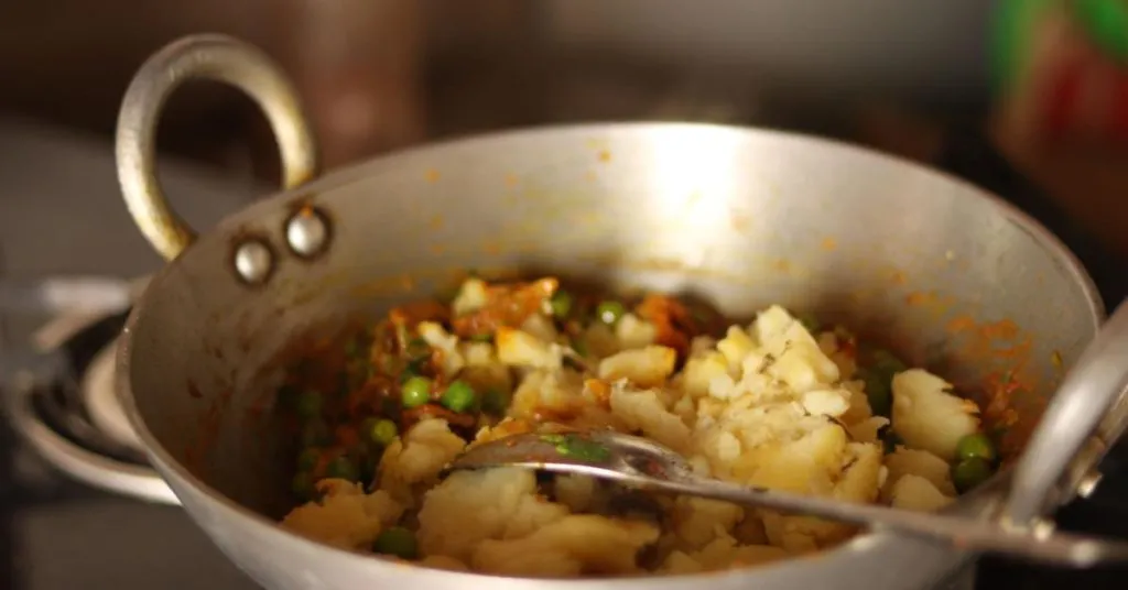 Samosa Spring Rolls: A Crispy, Savory Delight 2 Mix In Potatoes And Peas