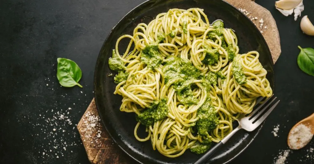 Top 10 Fusion Recipes That Will Blow Your Mind! 9 Spaghetti Aglio E Olio With Miso