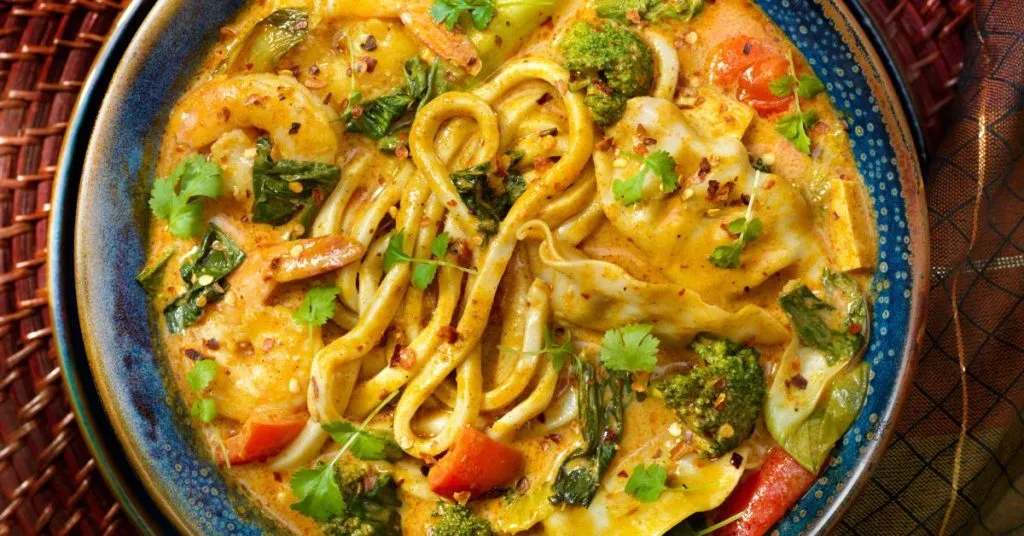 Top 10 Fusion Recipes That Will Blow Your Mind! 11 Thai Curry Ramen