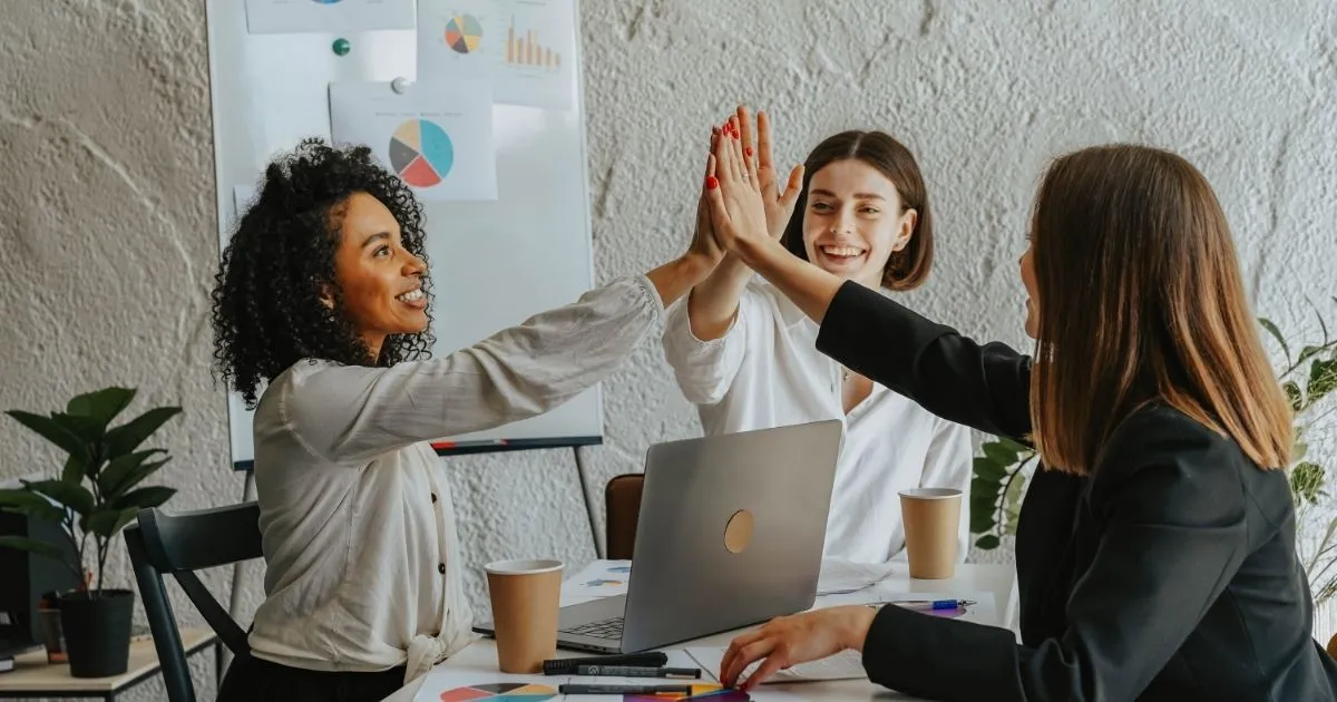 The One Thing Successful Women Do Every Morning (That You'Re Probably Not) 1 The One Thing Successful Women Do Every Morning (That You’Re Probably Not)