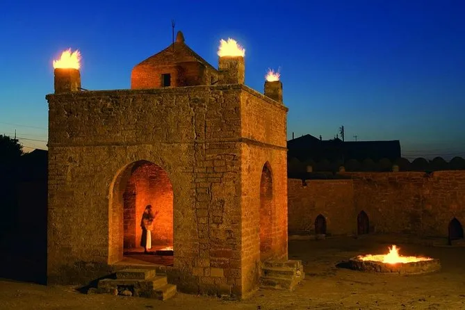 Baku Travel Guide: You Won'T Believe What Awaits You In This Hidden Gem Of The East 6 Ateshgah Fire Temple &Amp; Yanar Dag