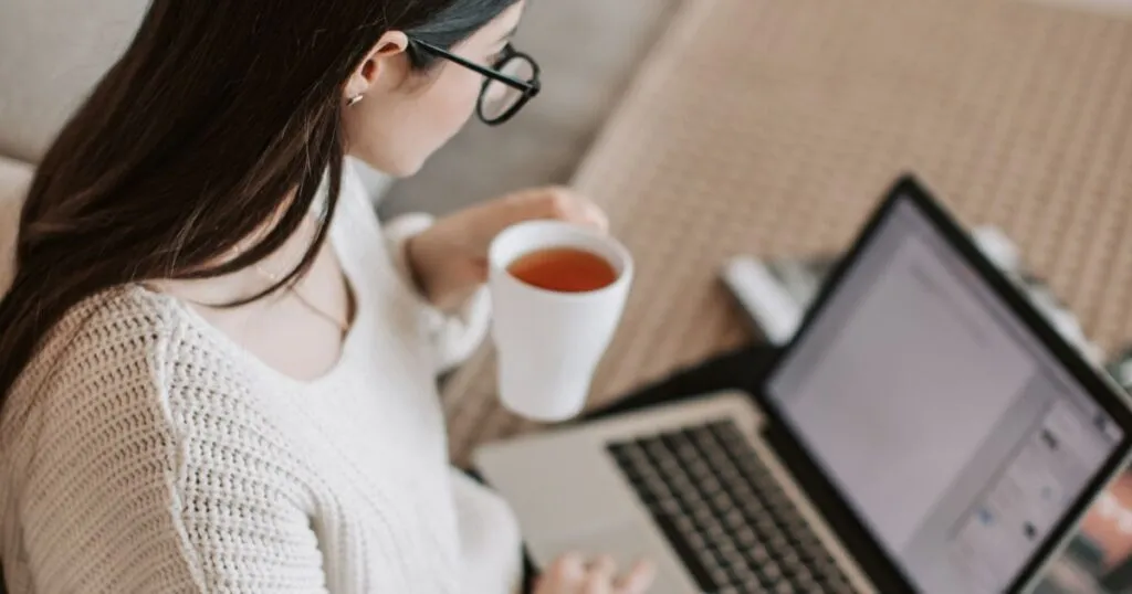 Redefining Your Path: 6 Smart Moves For Women Ready To Shift, Step Up, Or Start Something New 5 Cracking The Glass Ceiling: How Women Can Overcome Career Barriers
