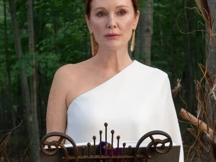Julianne Moore’s Performance In Sirens (2025): A Nuanced Powerhouse Compared To The White Lotus