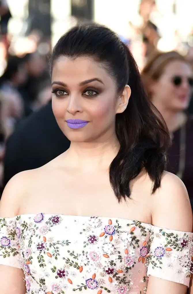 When Fashion Backfires: 13 Fashion Faux Pas Every Indian Must Avoid (With Celebrity Blunders) 5 Image 10