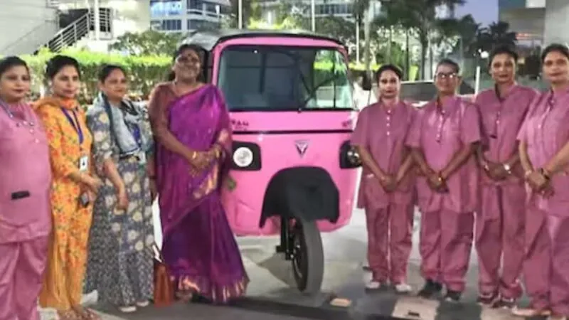 Delhi’s Pink E-Rickshaws: The Surprising Way Women Are Taking Charge! 12 Delhi’s Pink E-Rickshaws: The Surprising Way Women Are Taking Charge!