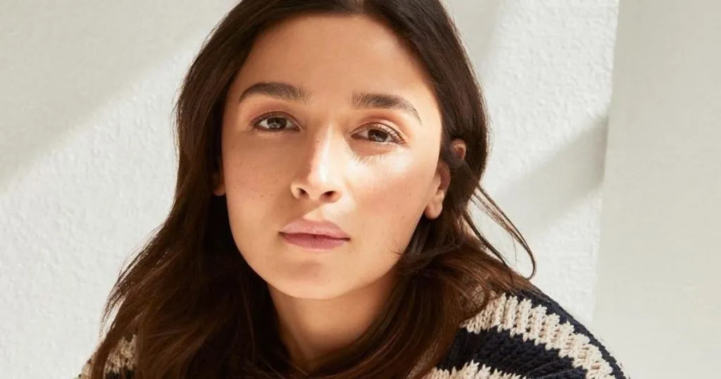 Why Korean Glass Skin Damages Indian Skin (When Done Wrong) 5 Alia Bhatt’s No-Makeup Glow: What Actually Makes It Work